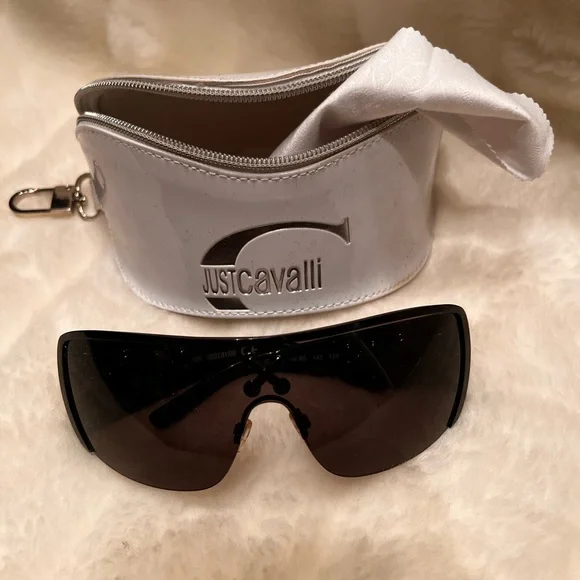 Roberto Cavalli sunglasses NWOT Roberto Cavalli | Accessories | Auth Nwot Roberto Cavalli  main image 3